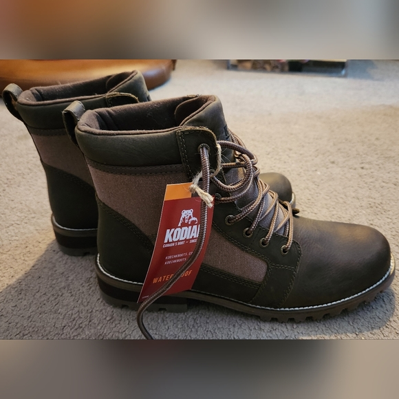 Kodiak Women's Boots NWT - Picture 3 of 7